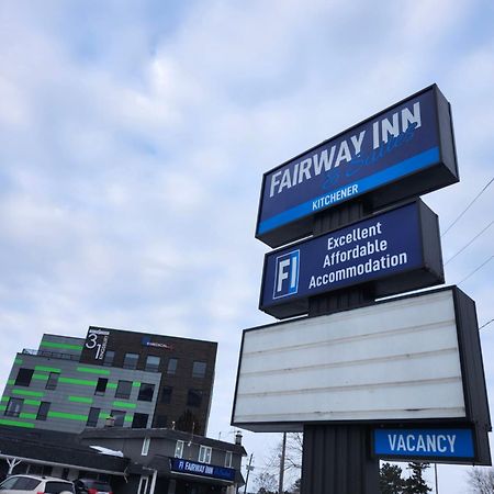 Fairway Inn&Suites Kitchener Extérieur photo