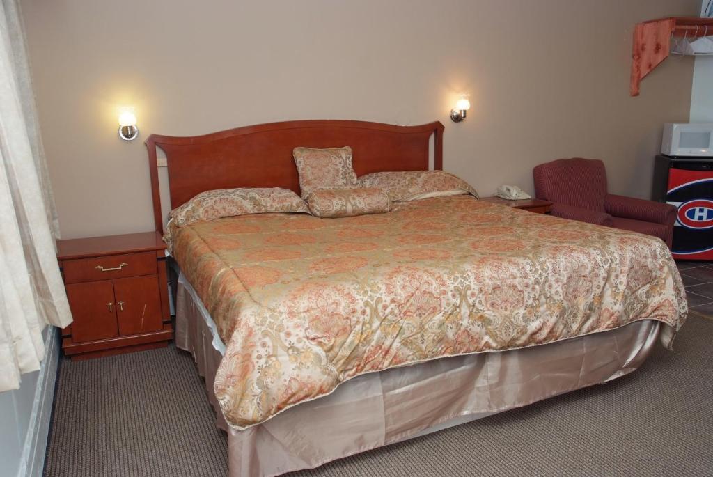 Fairway Inn&Suites Kitchener Chambre photo