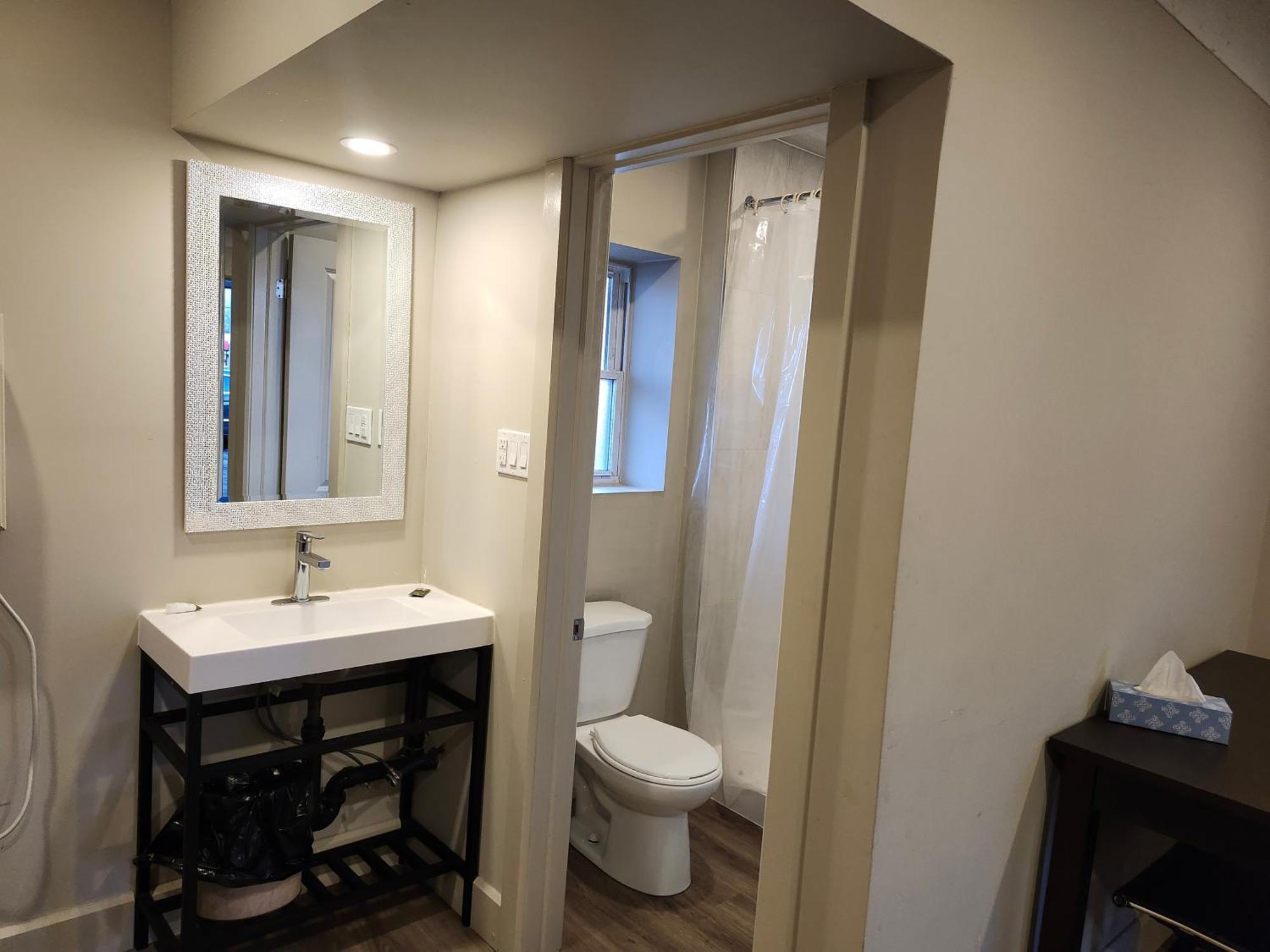 Fairway Inn&Suites Kitchener Extérieur photo