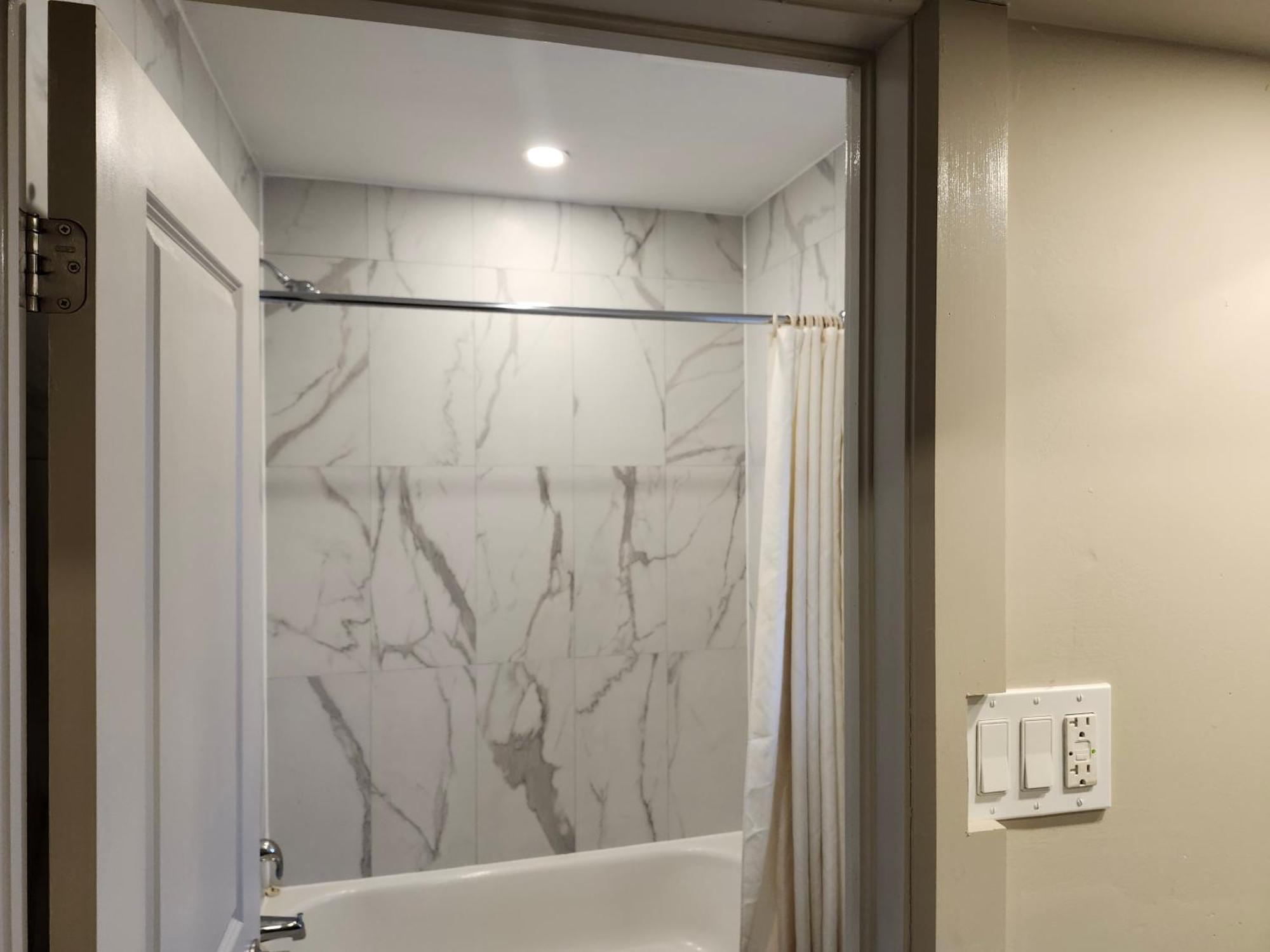 Fairway Inn&Suites Kitchener Extérieur photo